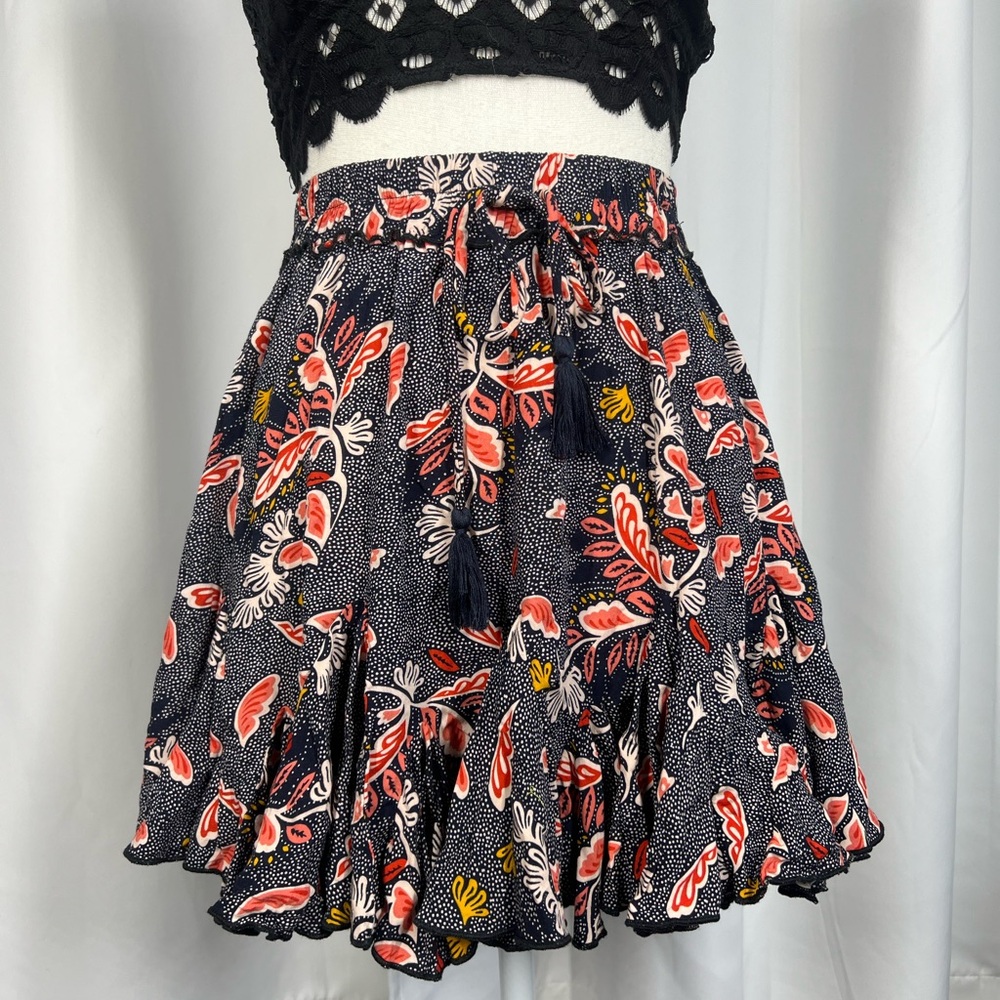 Aakaa Skirt